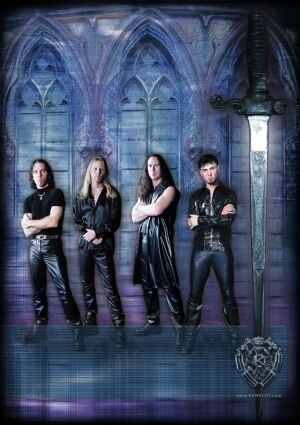 promopic-kamelot-band-2003-14-lowres.jpg (29718 bytes)